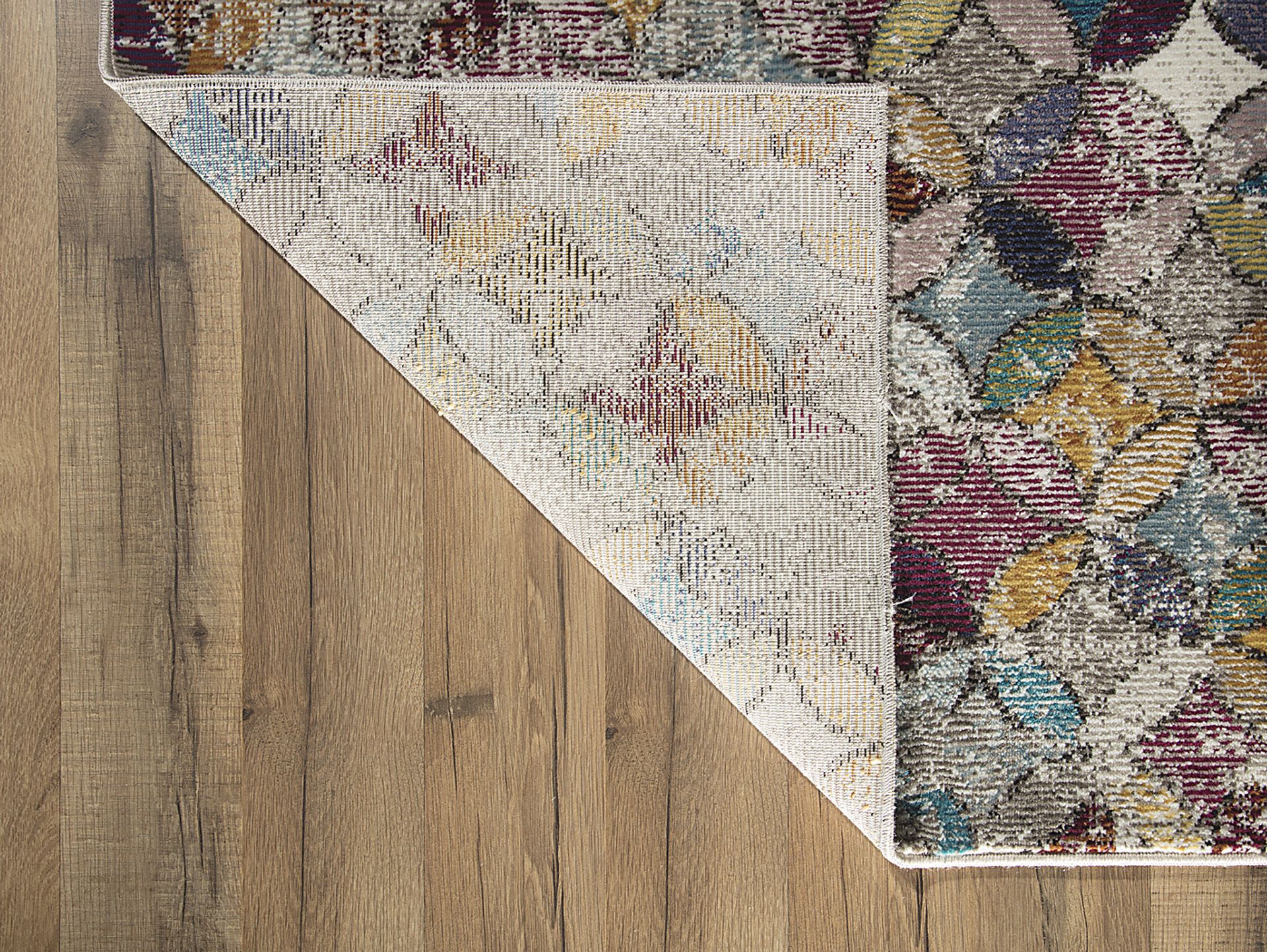 CosmoLiving By Cosmopolitan Ronita Multi 5' x 7' Rug - Image 4