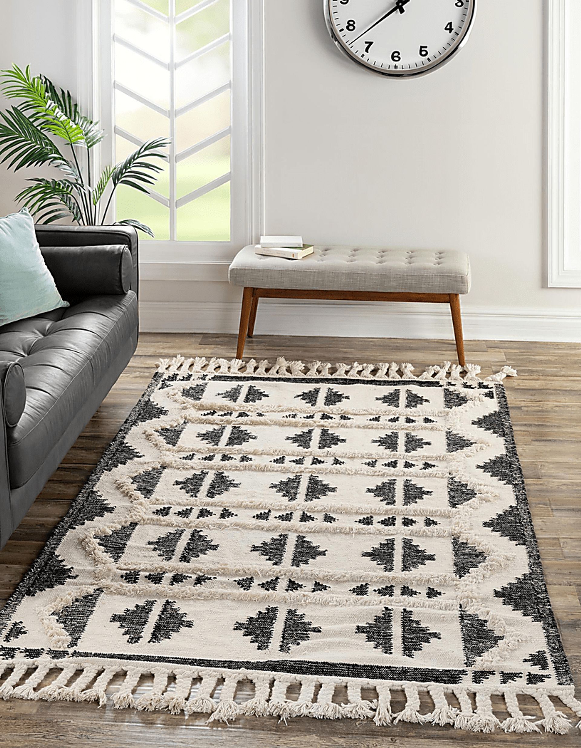 Rosea Black 5'1 x 8' Rug - Image 2