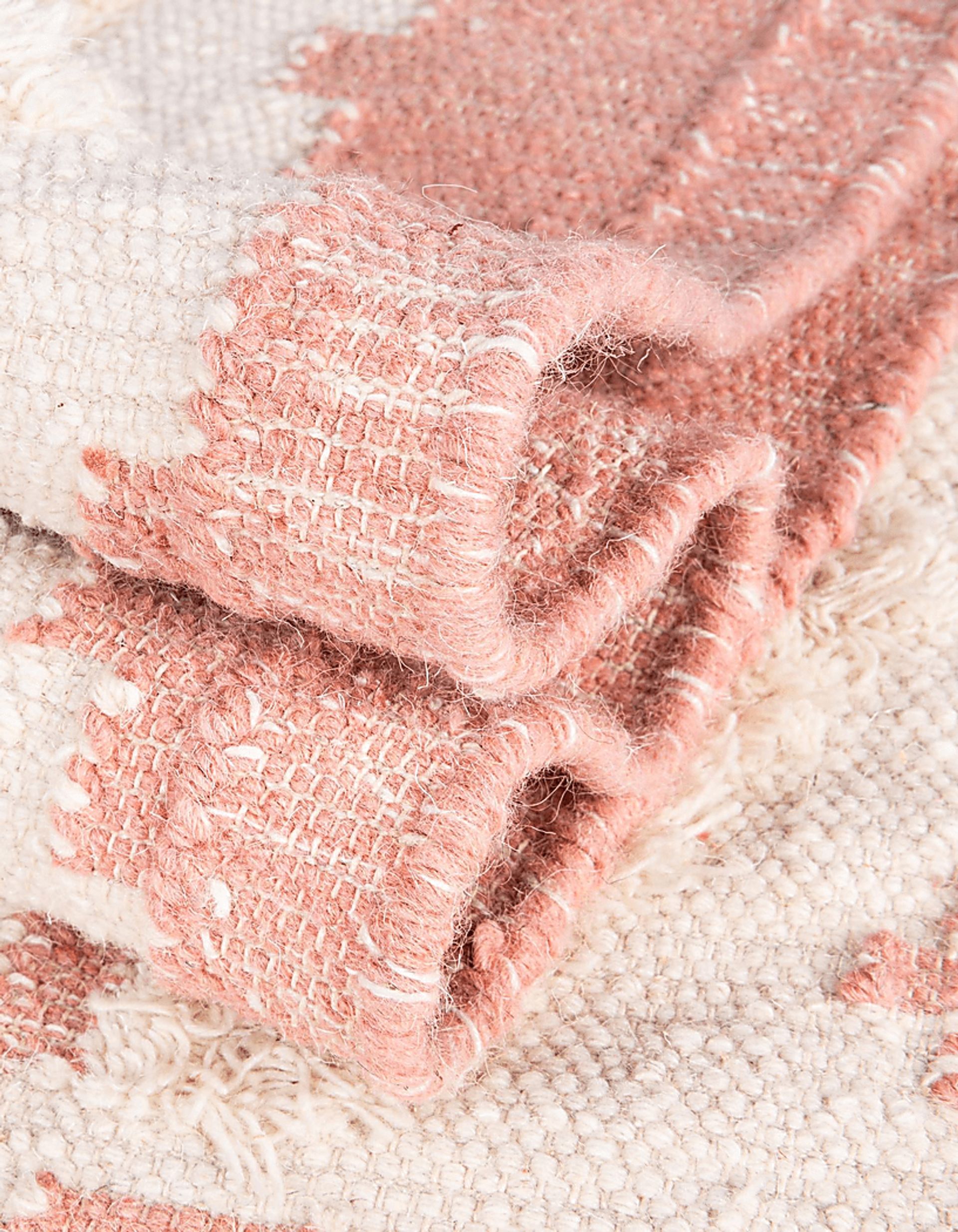 Rosea Pink 8' x 10' Rug - Image 2