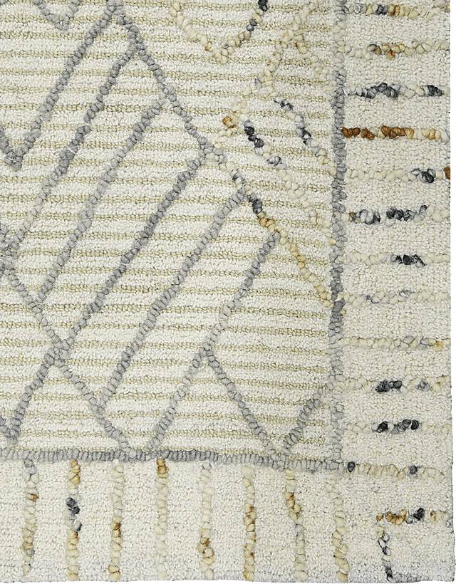 Rosnach Beige 8' x 10' Rug - Thumbnail - Image 5