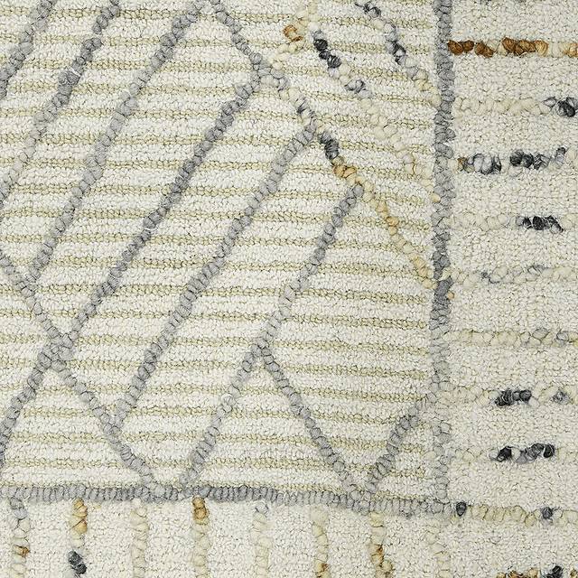Rosnach Beige 8' x 10' Rug - Thumbnail - Image 7