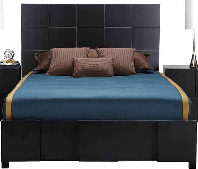Roxanne Black 3 Pc Queen Bed - Thumbnail - Image 1