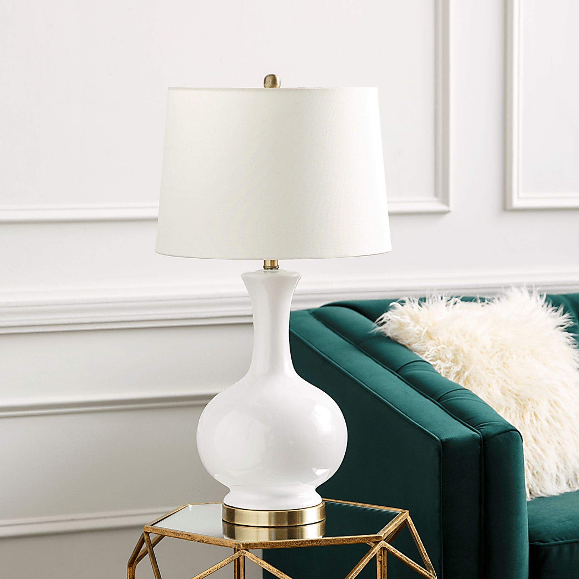 Roy View White Lamp - Image 2