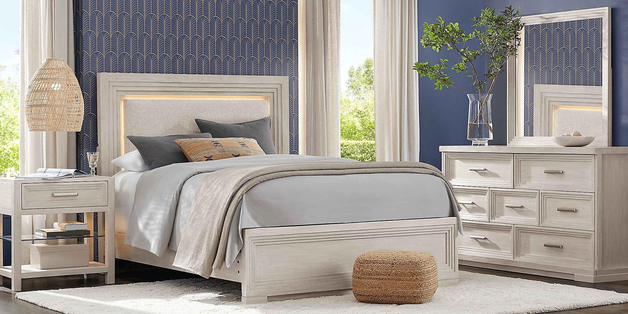 https://assets.roomstogo.com/product/royal-park-ivory-5-pc-king-panel-bedroom_3226891P_image-room?cache-id=8e861967e557a2526de2020f0bcb1ac0