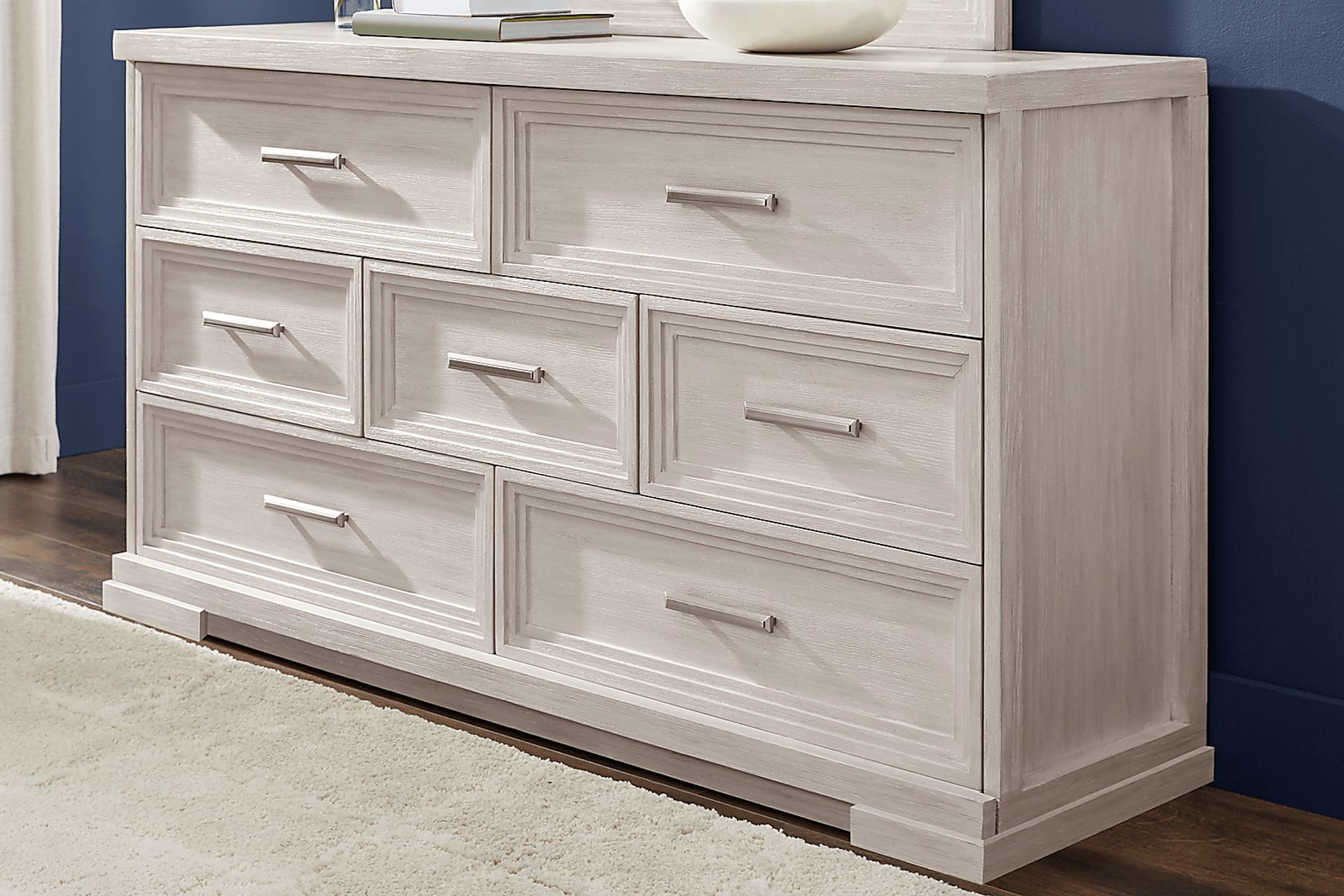 Royal Park Ivory 7 Pc King Panel Bedroom - Image 8