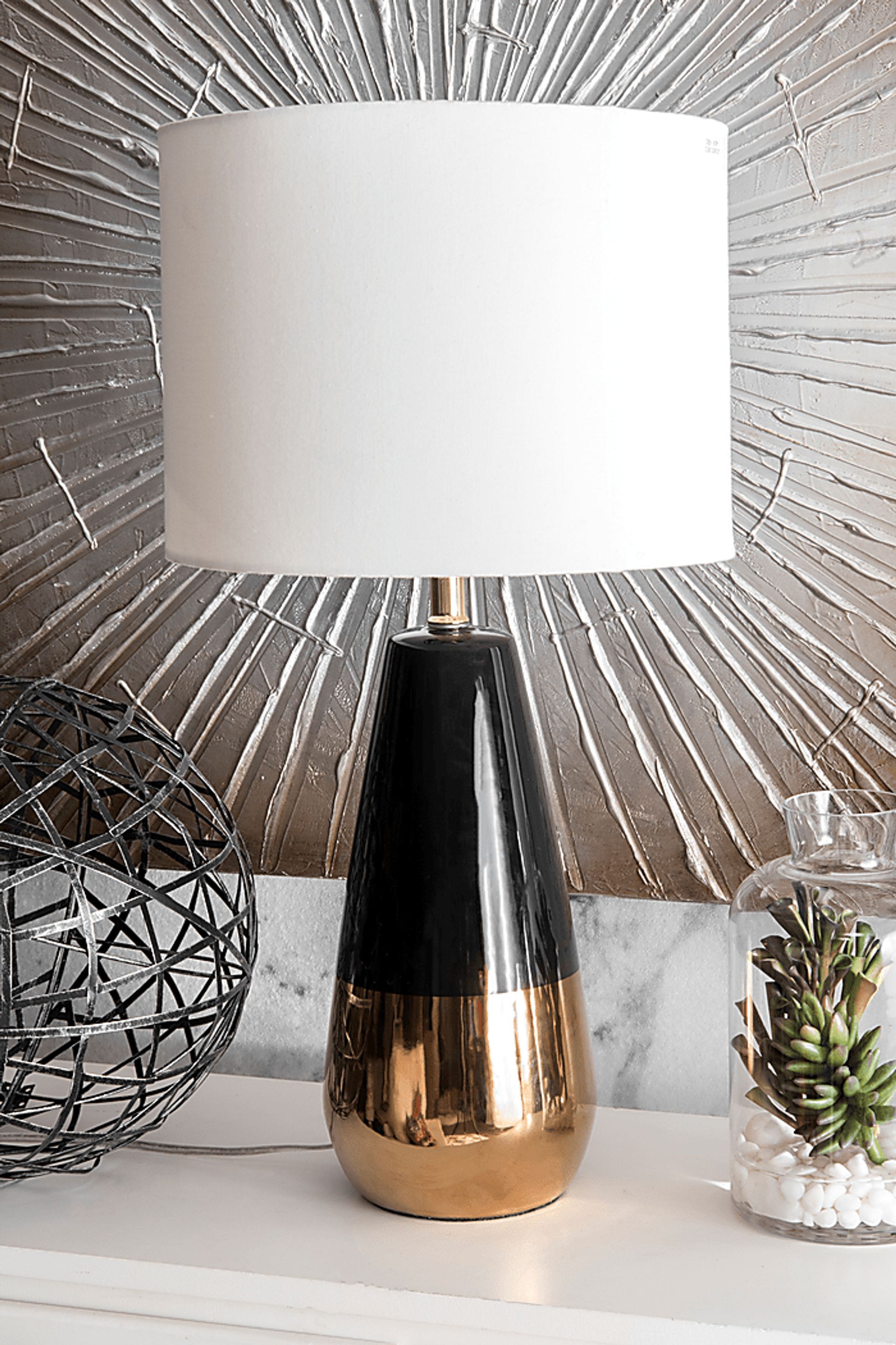 Royalwood Gold Lamp - Image 3
