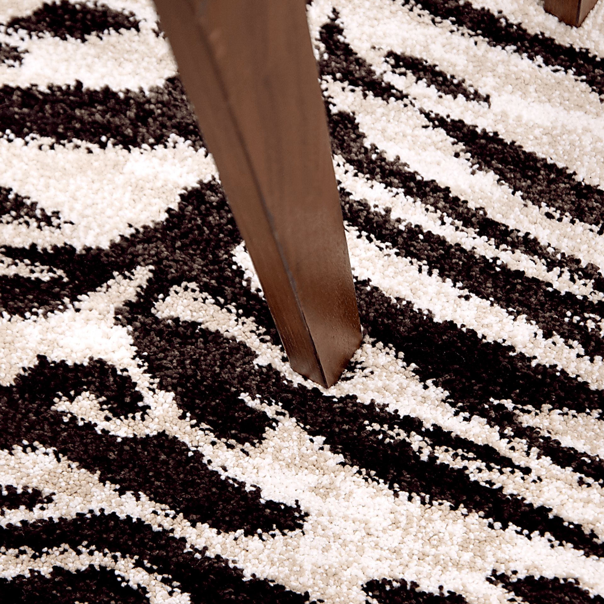 Rummo Gray 7'10 x 10' Rug - Image 4