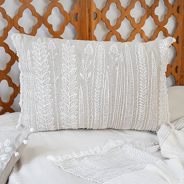Running Bay Beige Lumbar Pillow - Thumbnail - Image 2