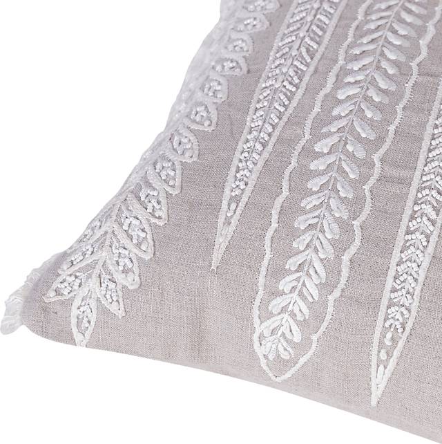 Running Bay Beige Lumbar Pillow - Thumbnail - Image 6