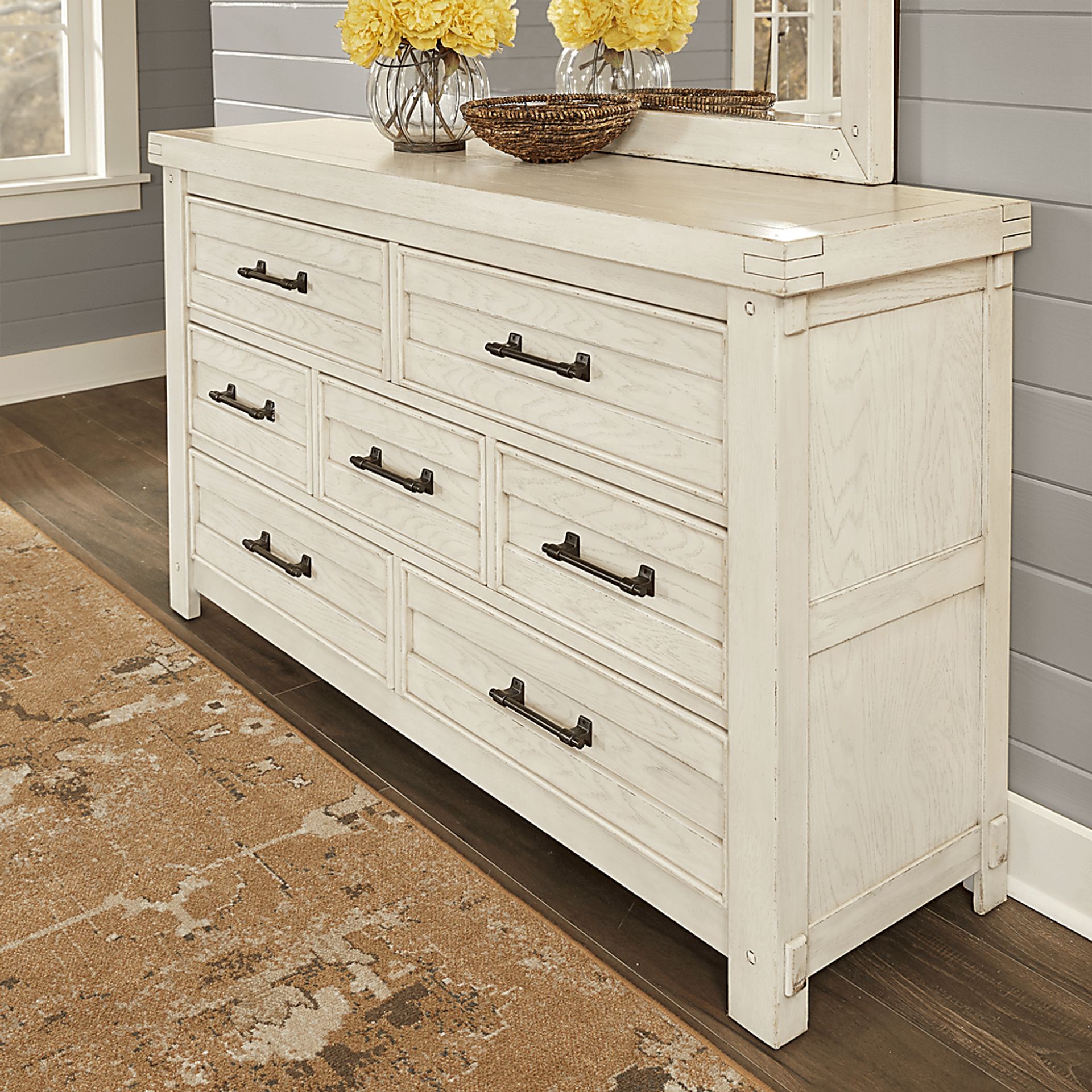 Rustic Haven White 5 Pc Queen Panel Bedroom - Image 5
