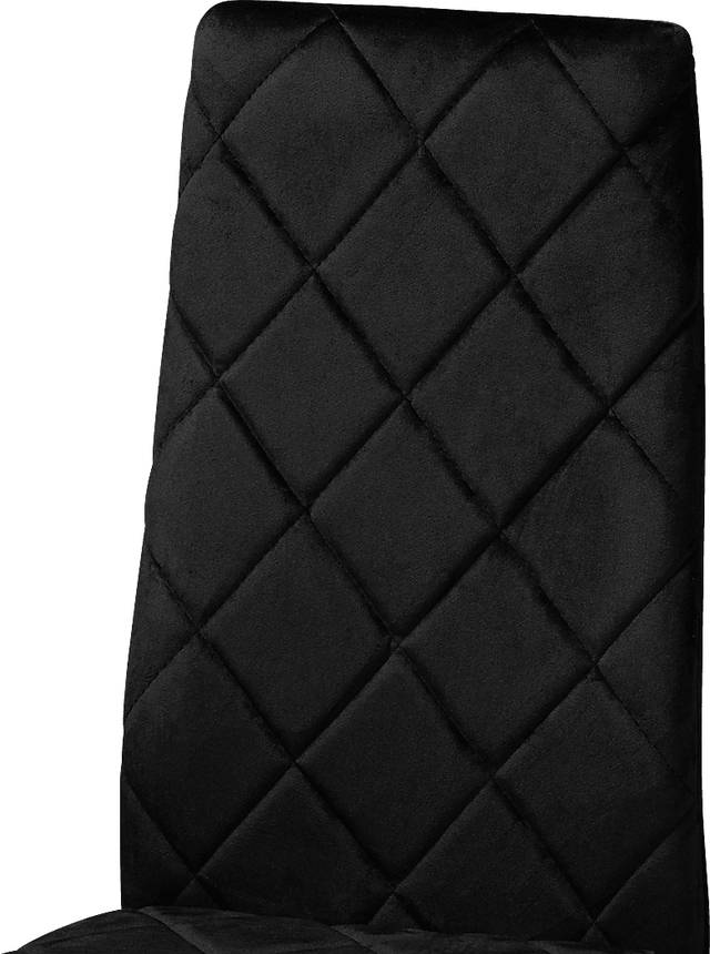 Sahallee Black Side Chair, Set of 4 - Thumbnail - Image 4