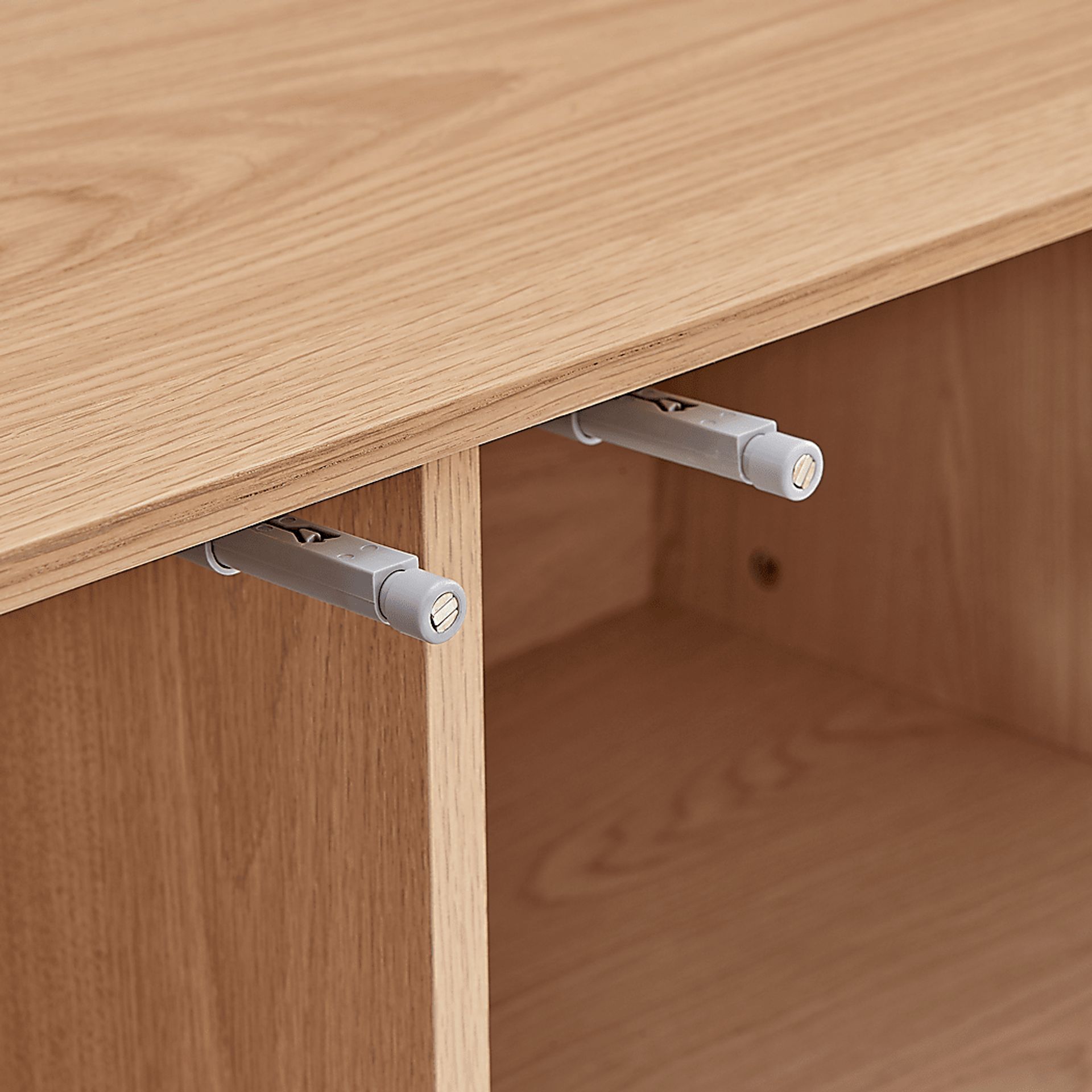 Sahe Oak 71in. Console - Image 5