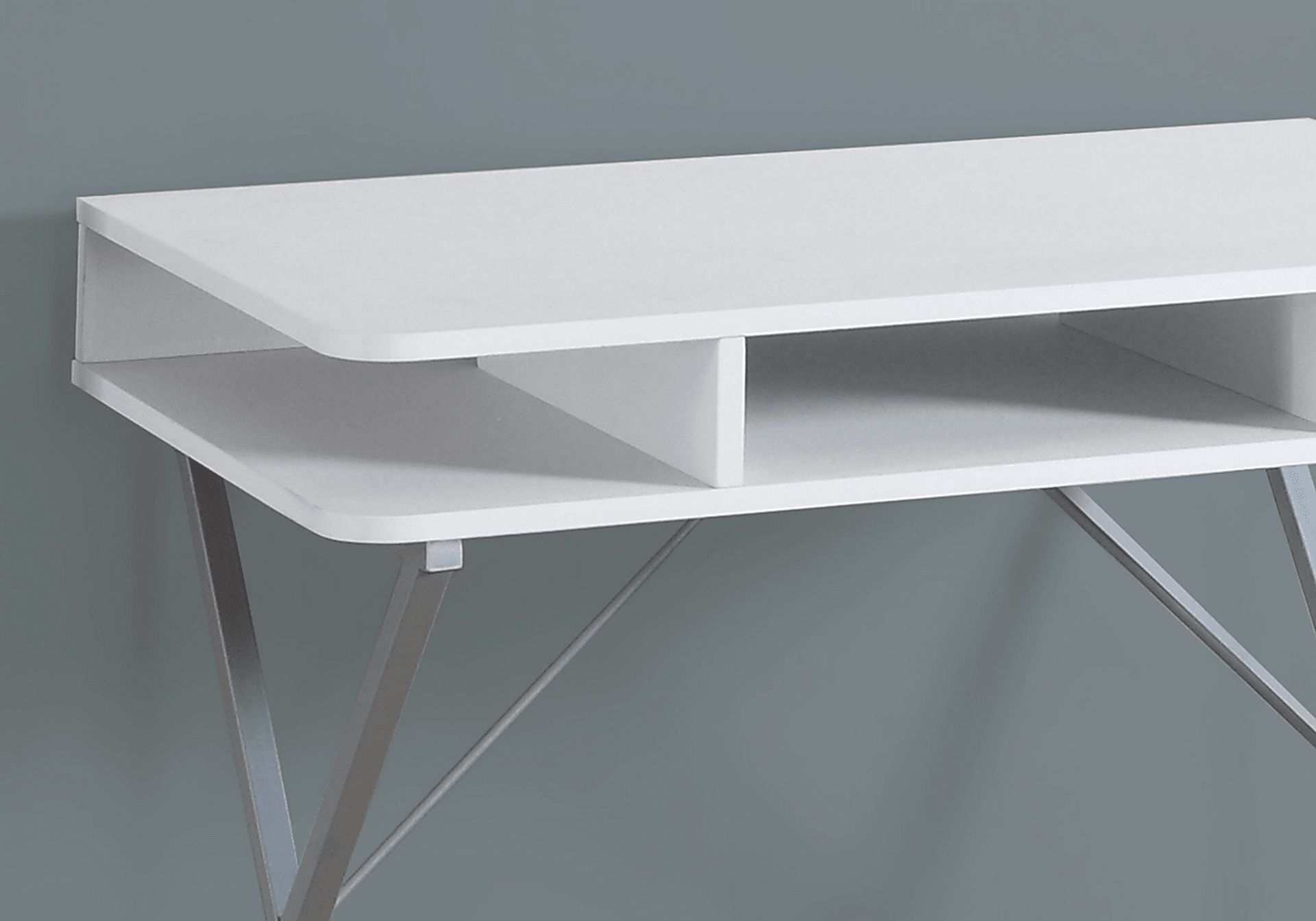 Saillight White Desk - Image 3