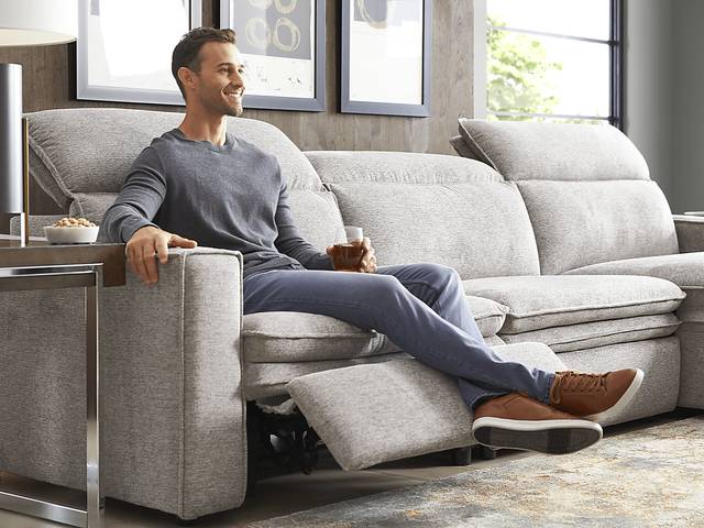 Salvator Street Gray 7 Pc Dual Power Reclining Sectional Living Room - Thumbnail - Image 8