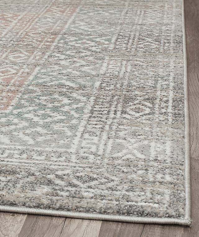 Samarbir Pink 5' x 7' Rug - Thumbnail - Image 2
