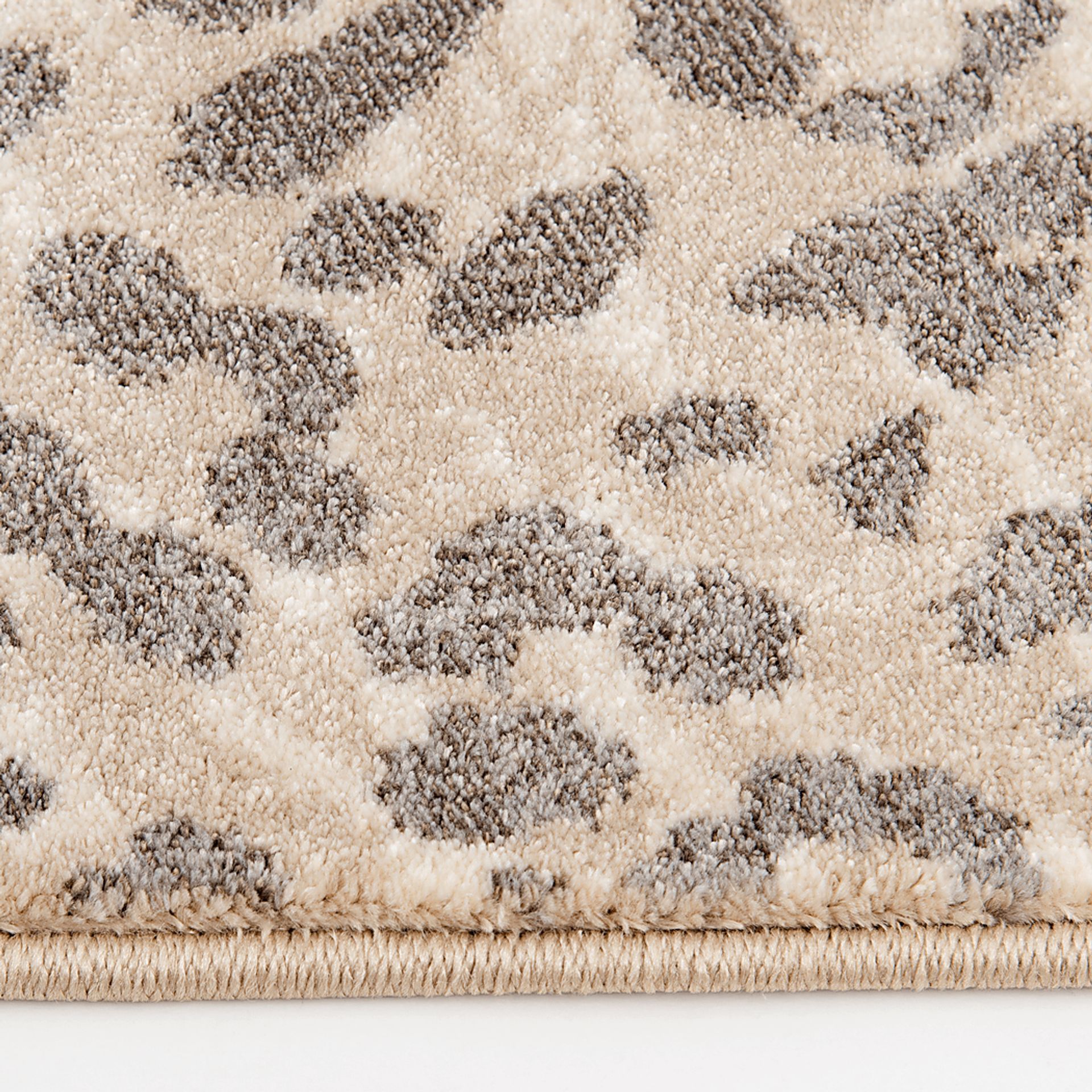 Sandstorm Taupe 7'10 x 9'10 Rug - Image 5