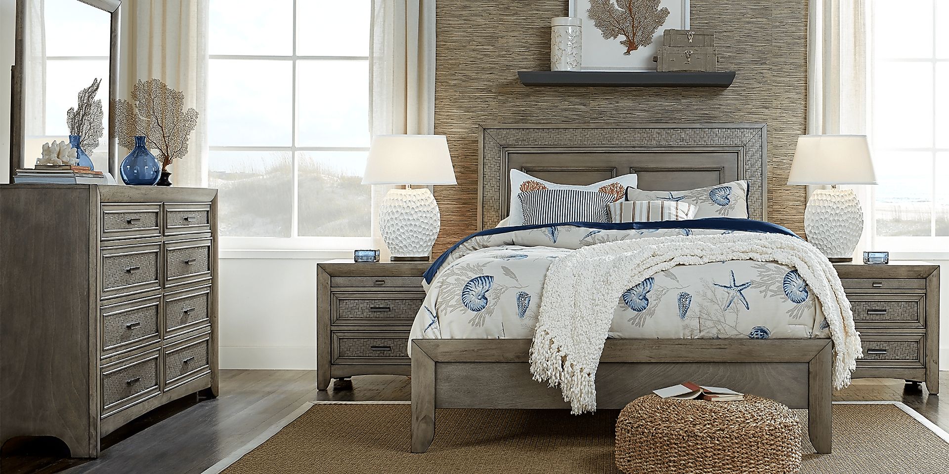 Sandy Lane 5 Pc Driftwood Light Wood Queen Bedroom Set | Rooms to Go