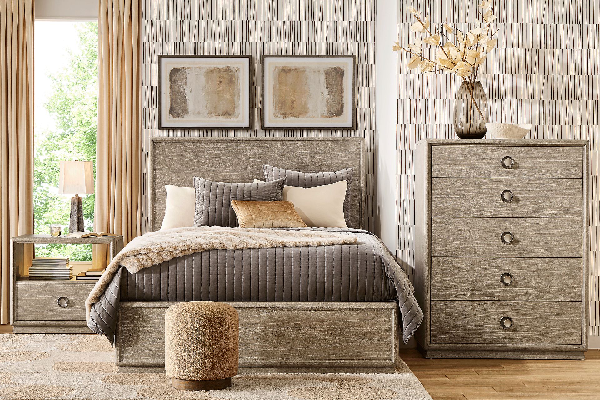 Santa Clarita Light Gray 5 Pc King Panel Bedroom - Image 1