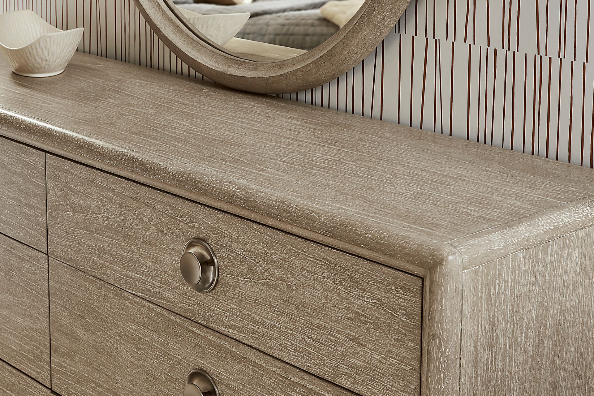 Santa Clarita Light Gray 7 Pc King Panel Bedroom - Image 5