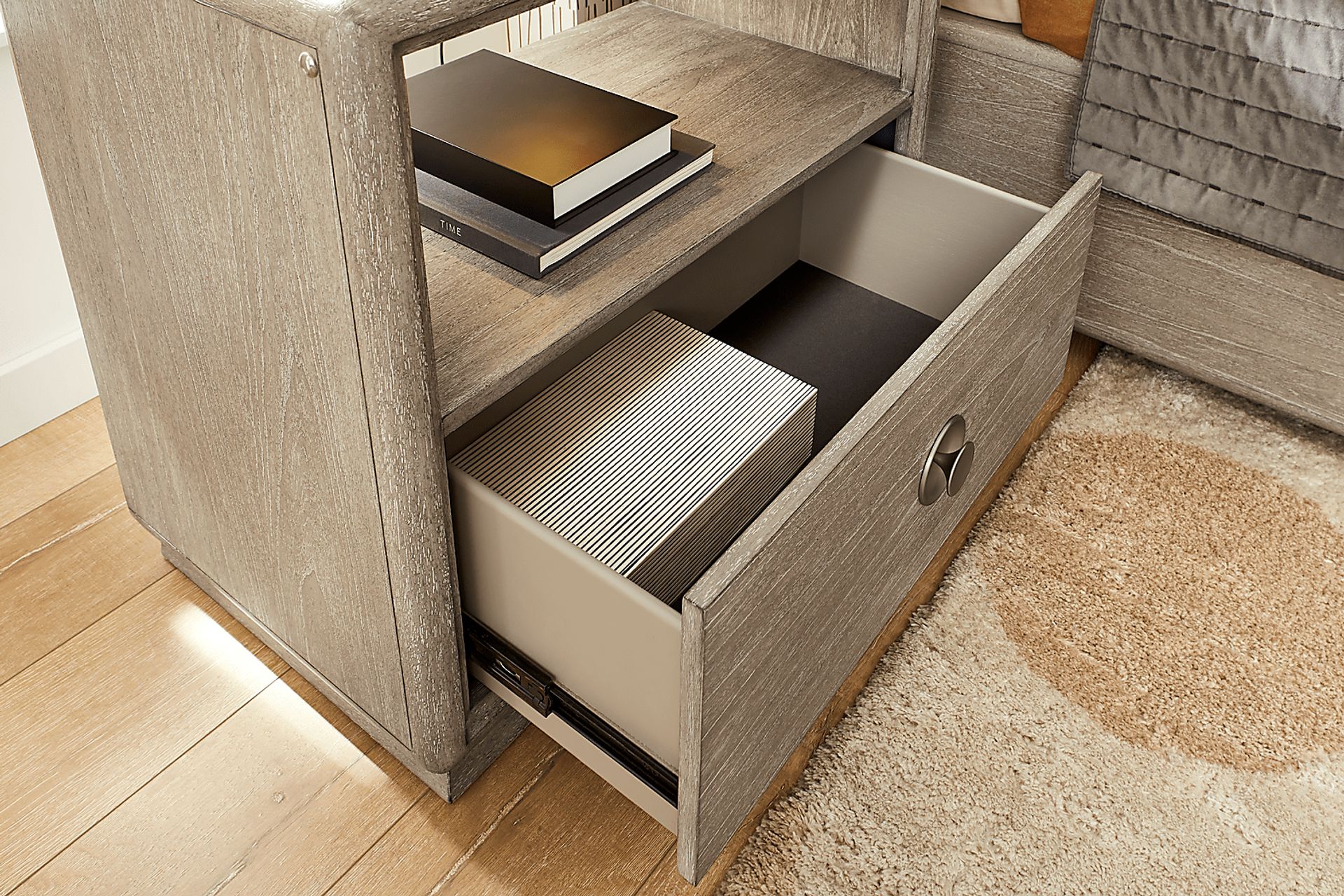 Santa Clarita Light Gray 5 Pc King Panel Bedroom - Image 8