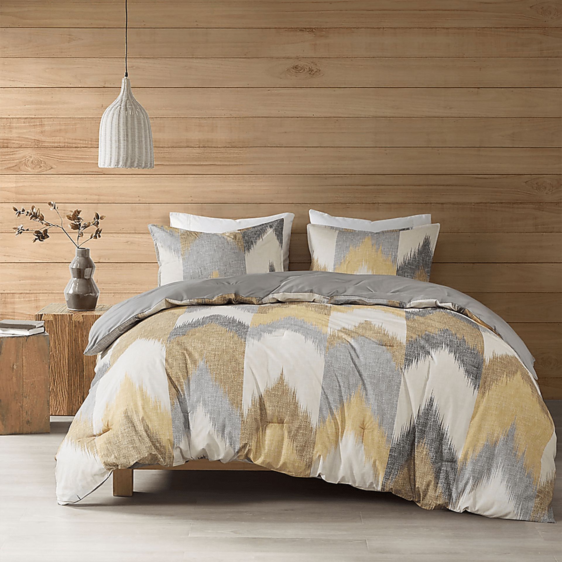 Saraia Yellow 3 pc King/ Cal Comforter Set - Image 2