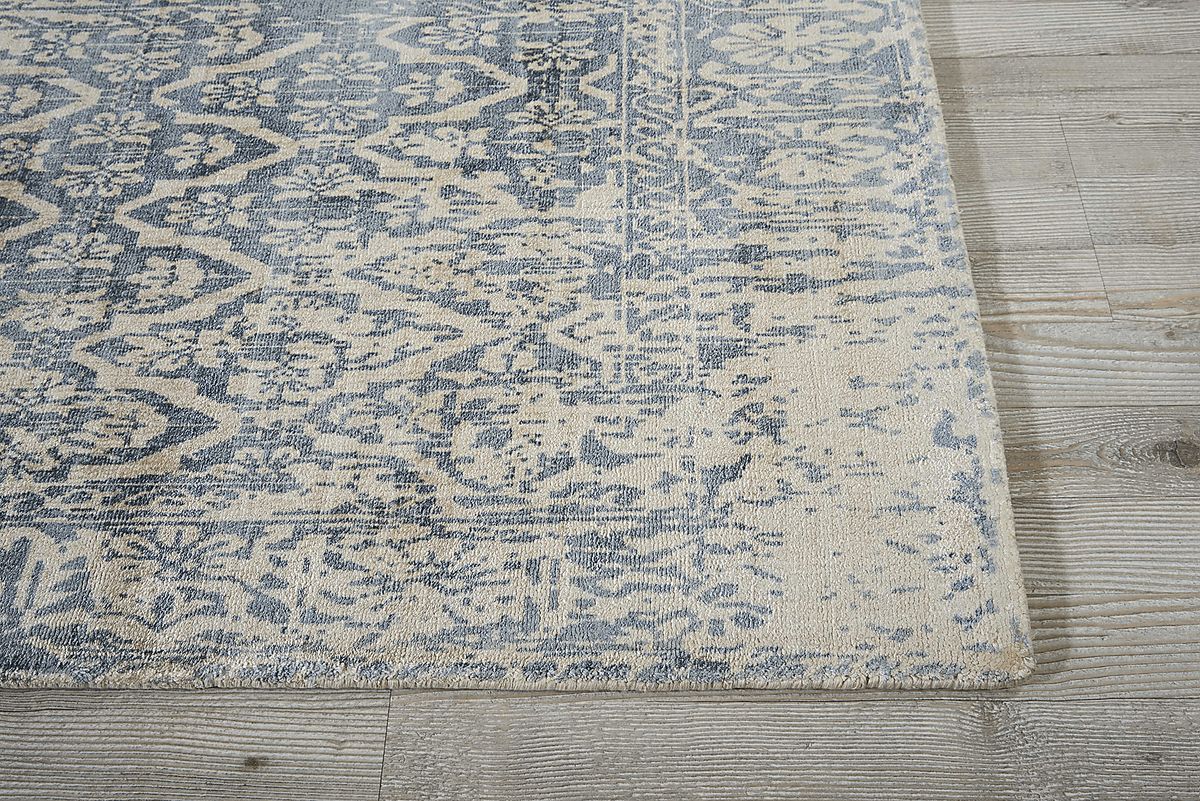 Sarin Slate Gray Rayon Fabric Rug | Rooms to Go