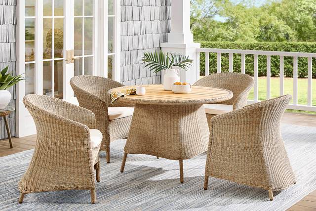 Sarina Bay Natural Round Outdoor Dining Table - Thumbnail - Image 2