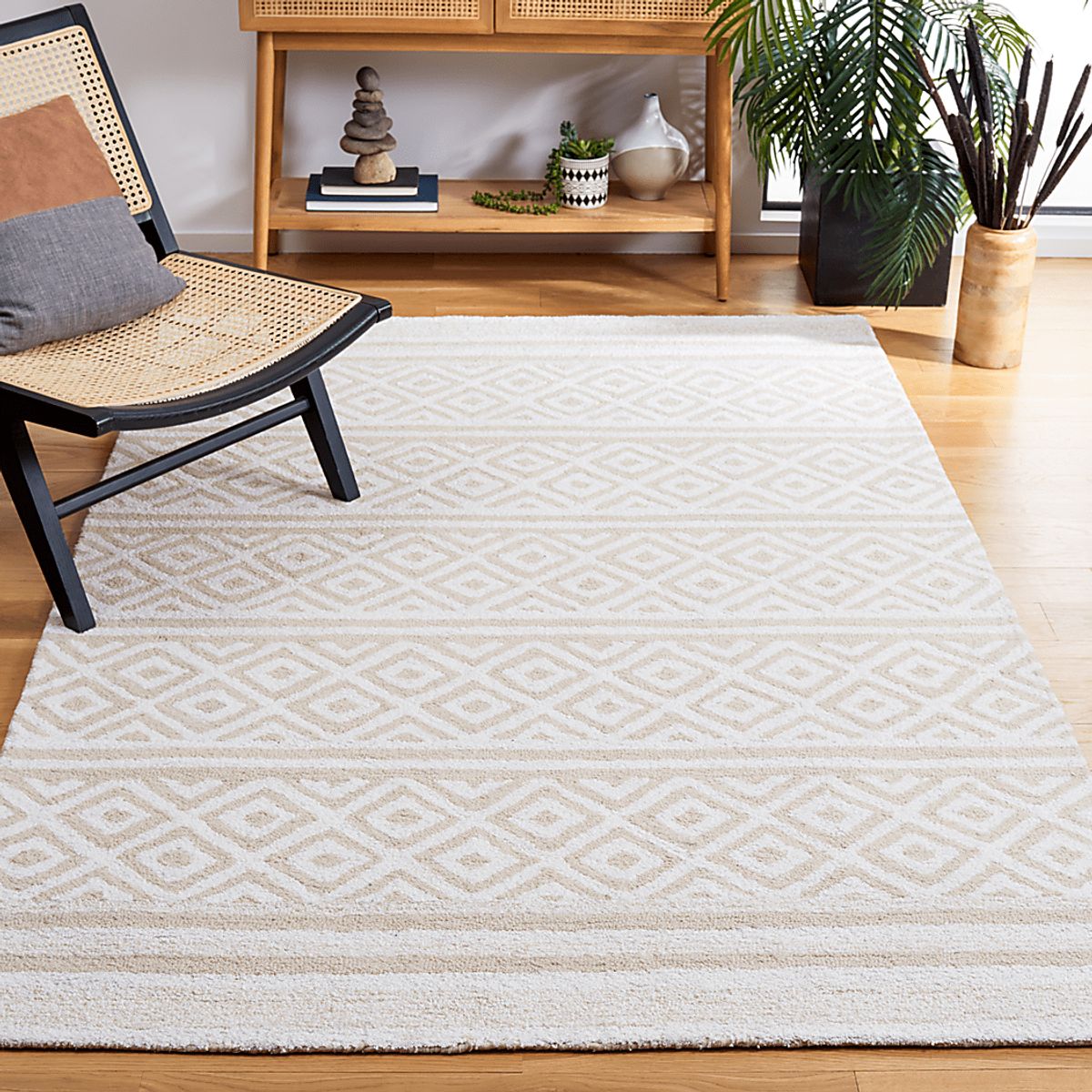 Sarlus Beige,Ivory Beige Rugs | Rooms to Go
