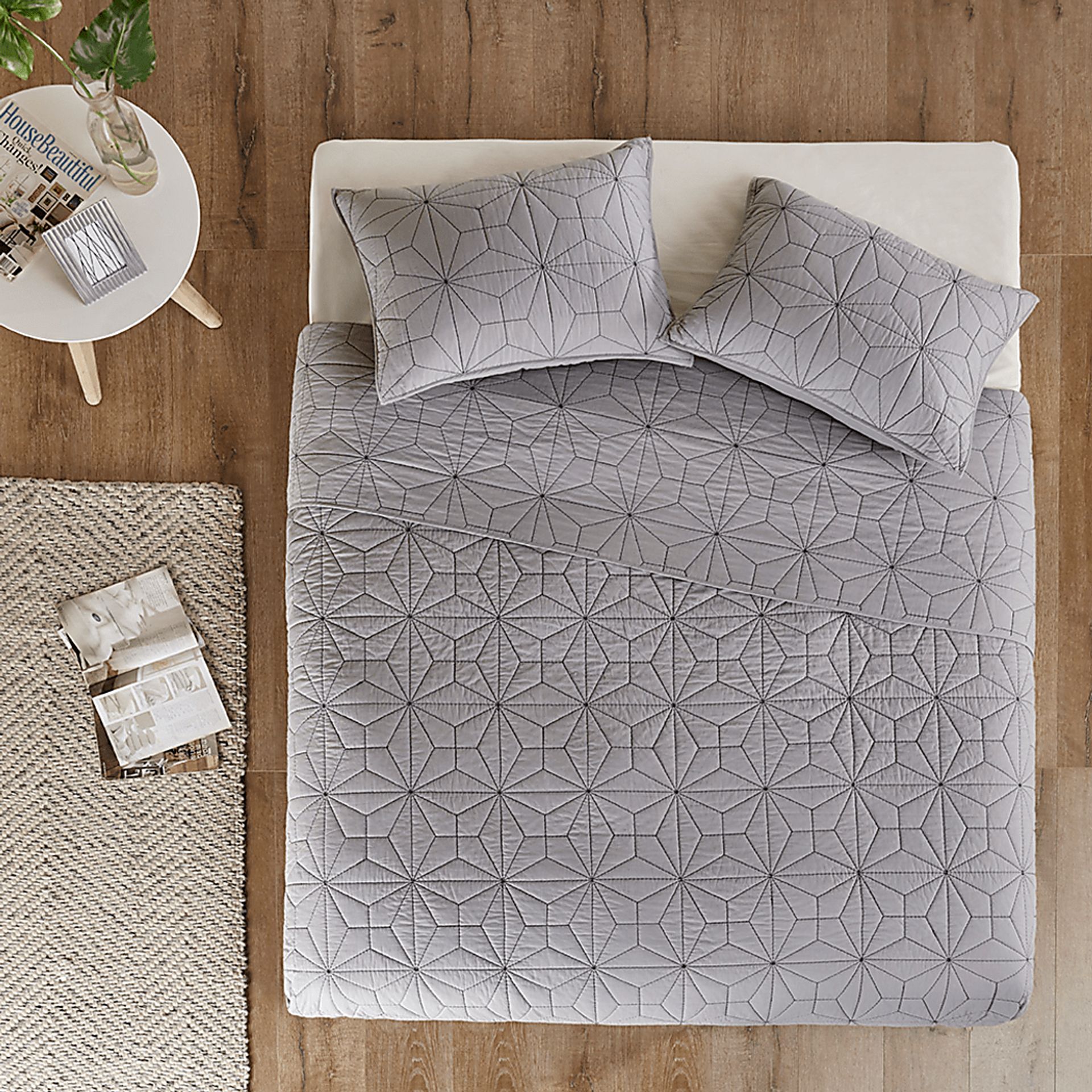 Saroie Gray 3 Pc King/California King Coverlet Set - Image 5