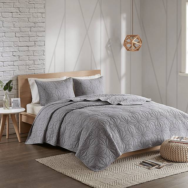 Saroie Gray 3 Pc King/California King Coverlet Set - Thumbnail - Image 1