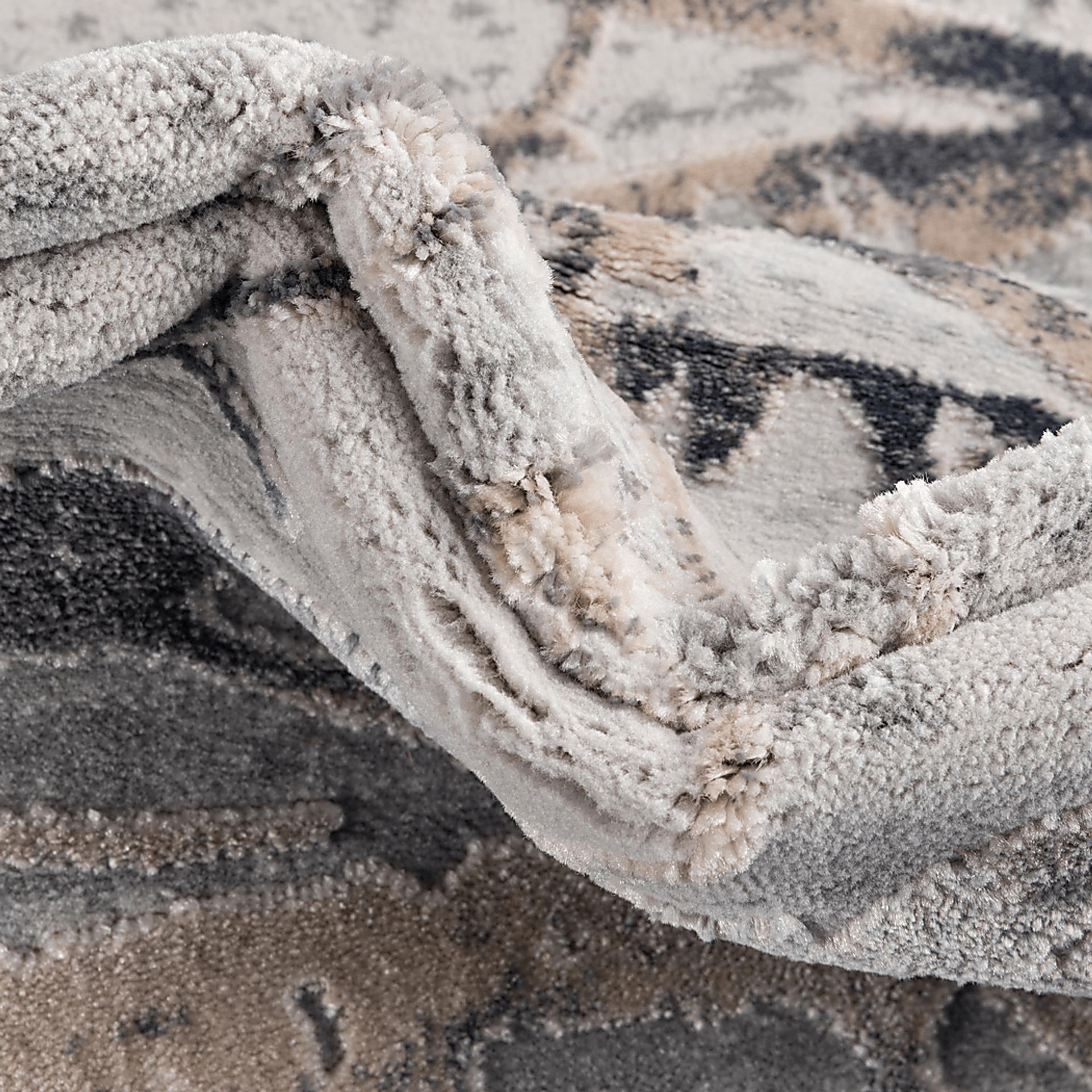 Sasuka Gray 6'1 x 9' Rug - Image 8