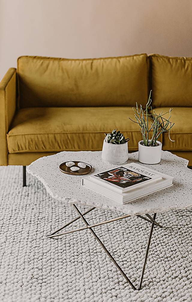 Satula White Cocktail Table - Thumbnail - Image 5