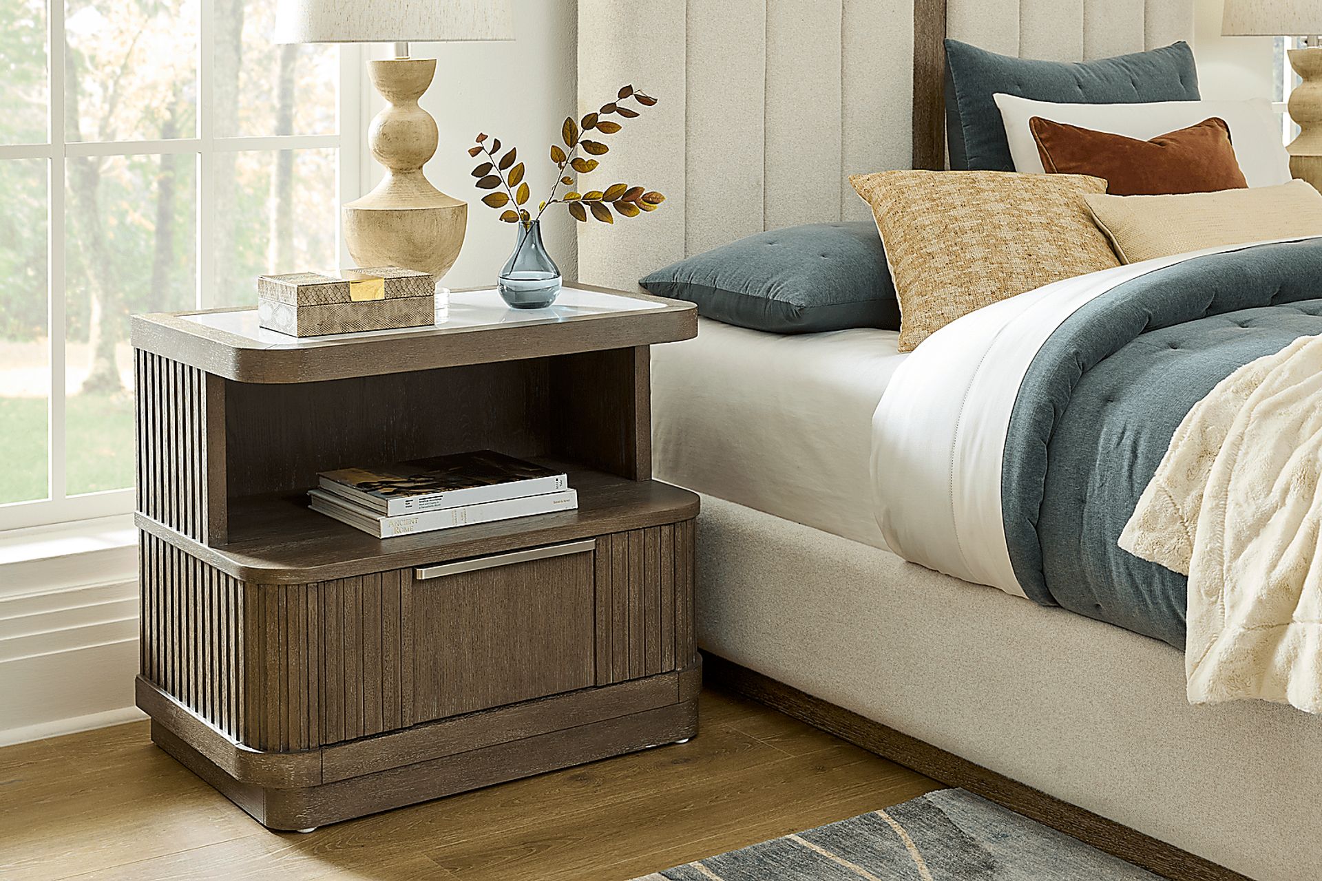 Sausalito Brown 7 Pc King Panel Bedroom - Image 10