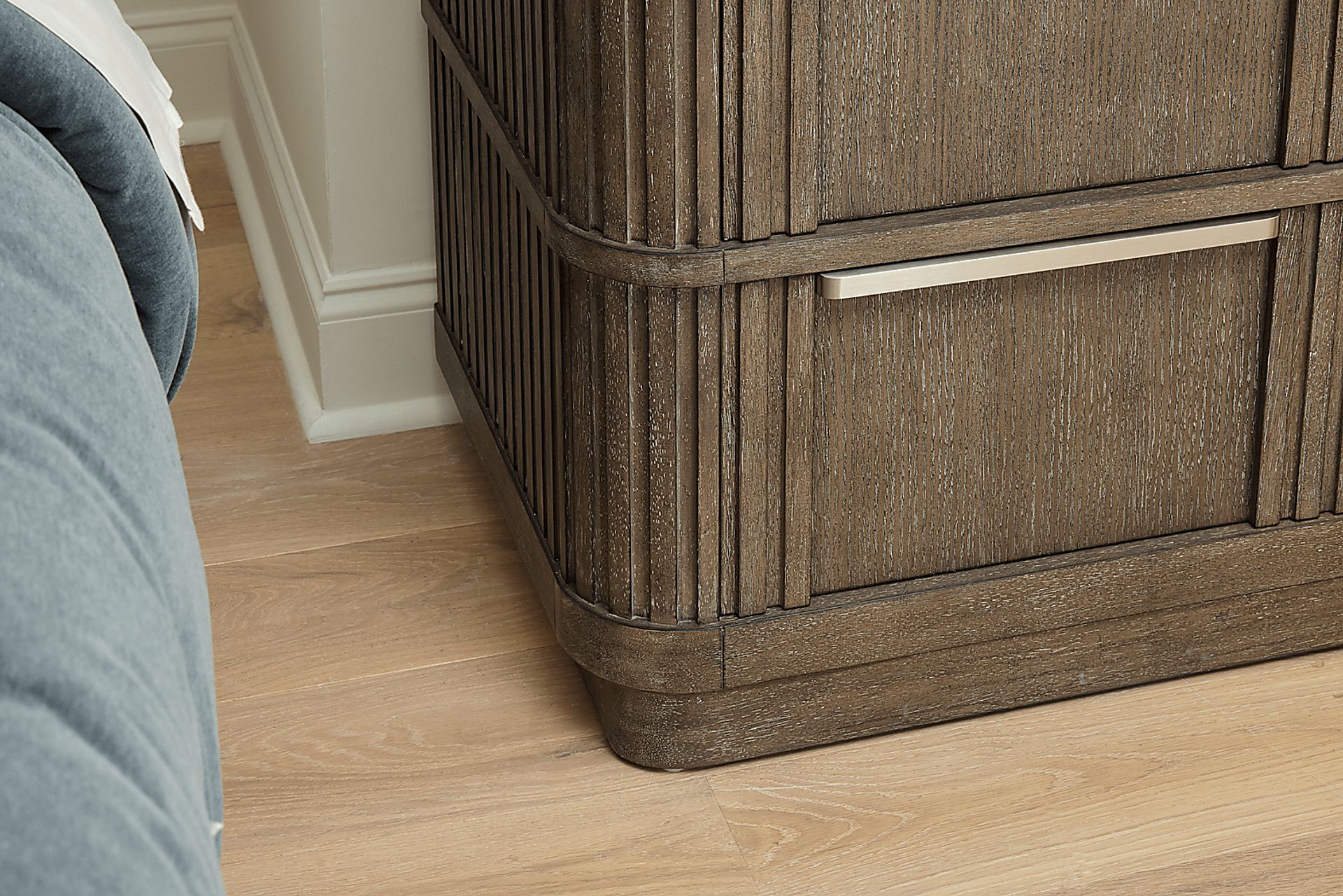 Sausalito Brown 2 Pc Chest - Image 4