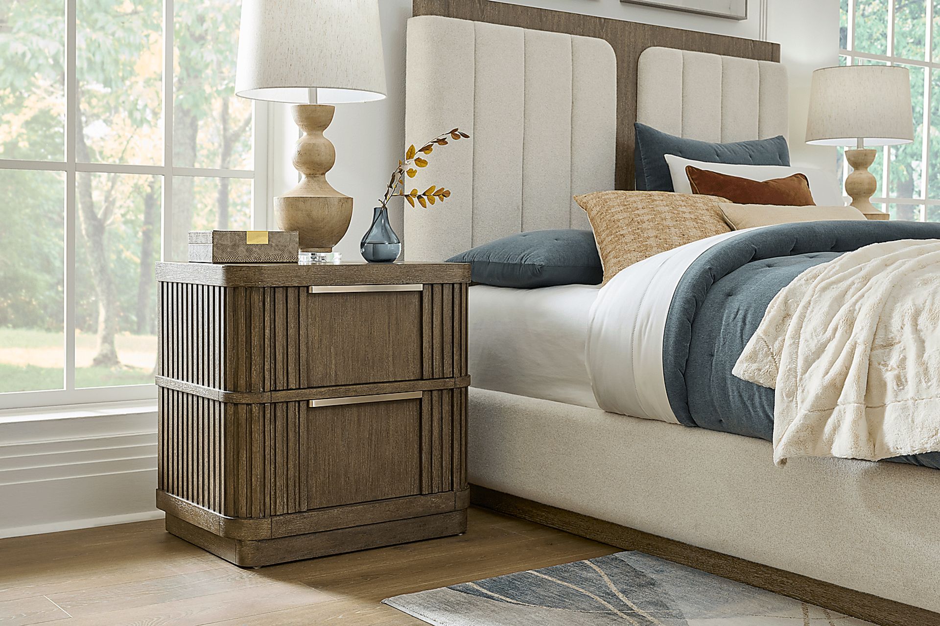 Sausalito Brown 7 Pc Queen Panel Bedroom - Image 10