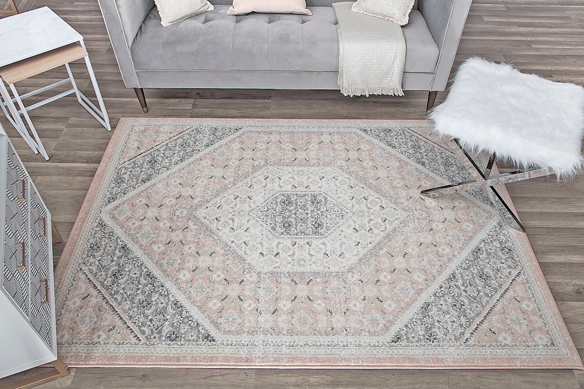 Sauveer Pink 8' x 10' Rug - Image 3