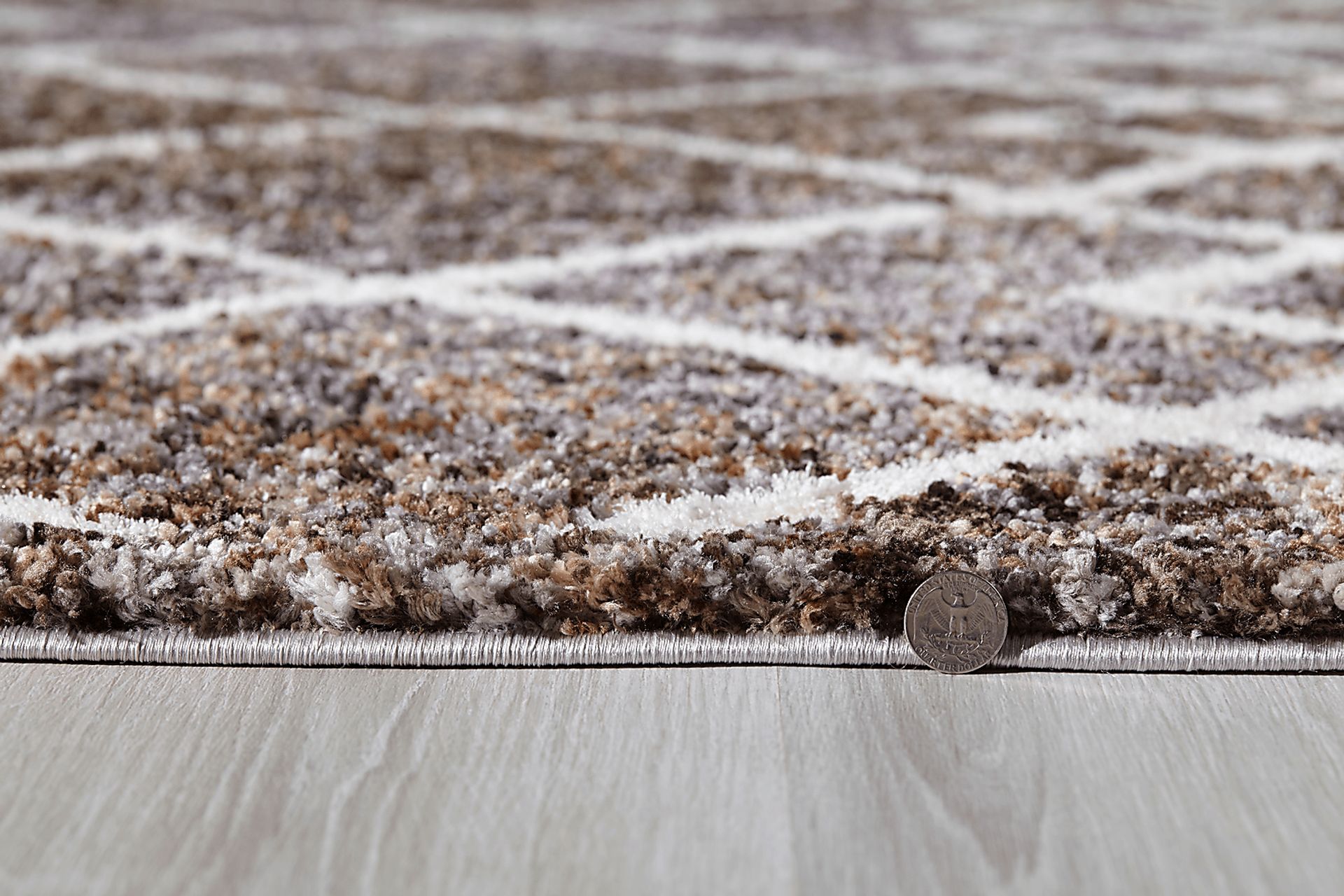 Savalow Brown 5'3 x 7'7 Rug - Image 4