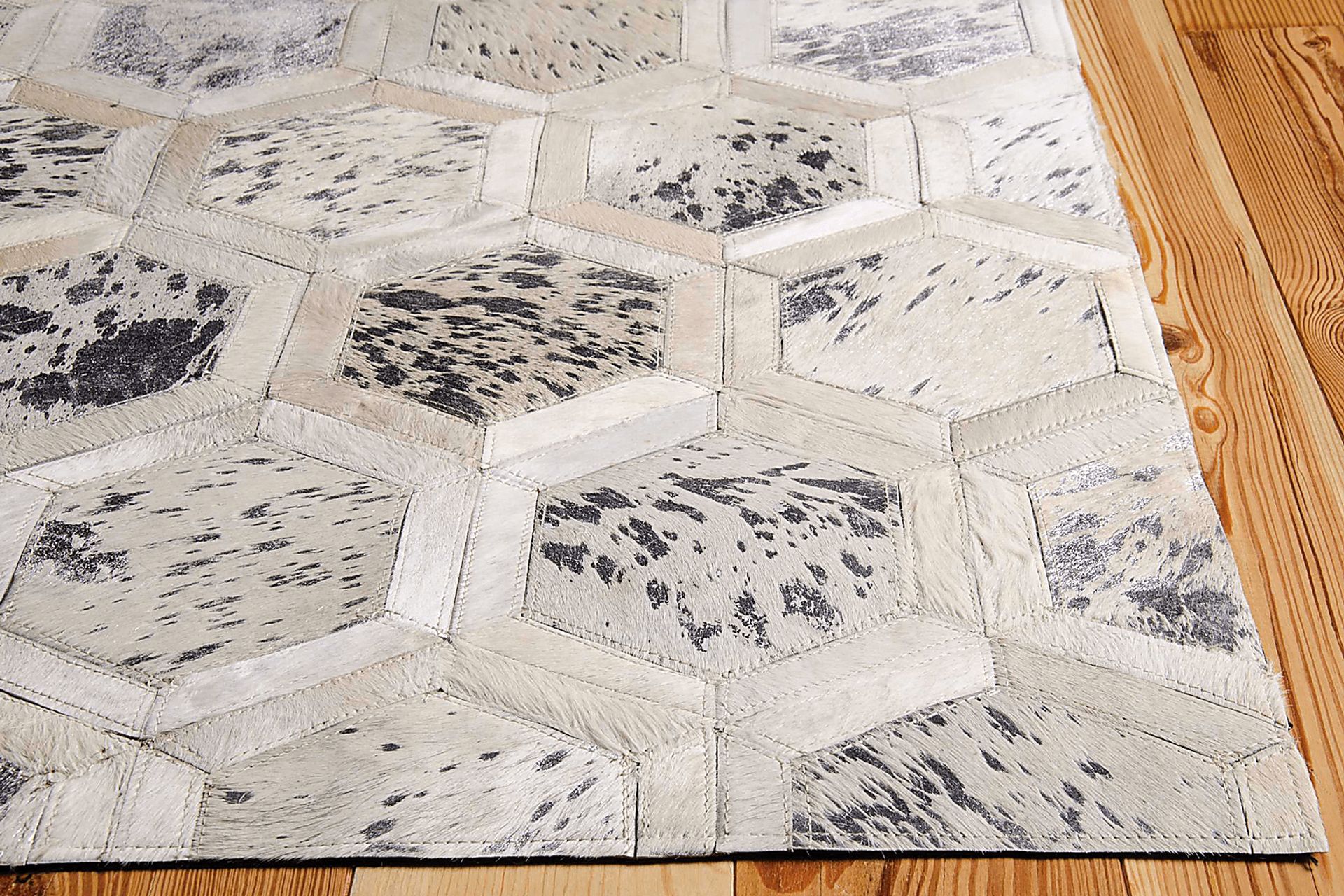 Schimmer White 8' x 10' Rug - Image 3