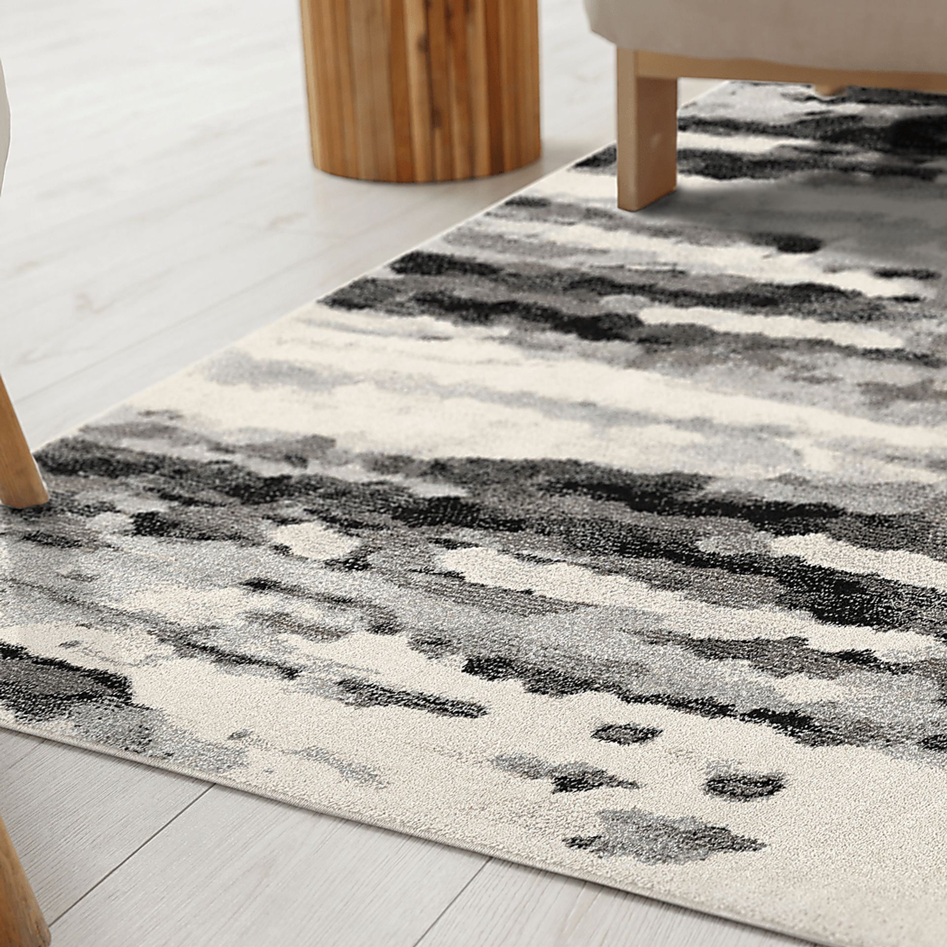 Schio Blue 5'1 x 7'6 Rug - Image 3