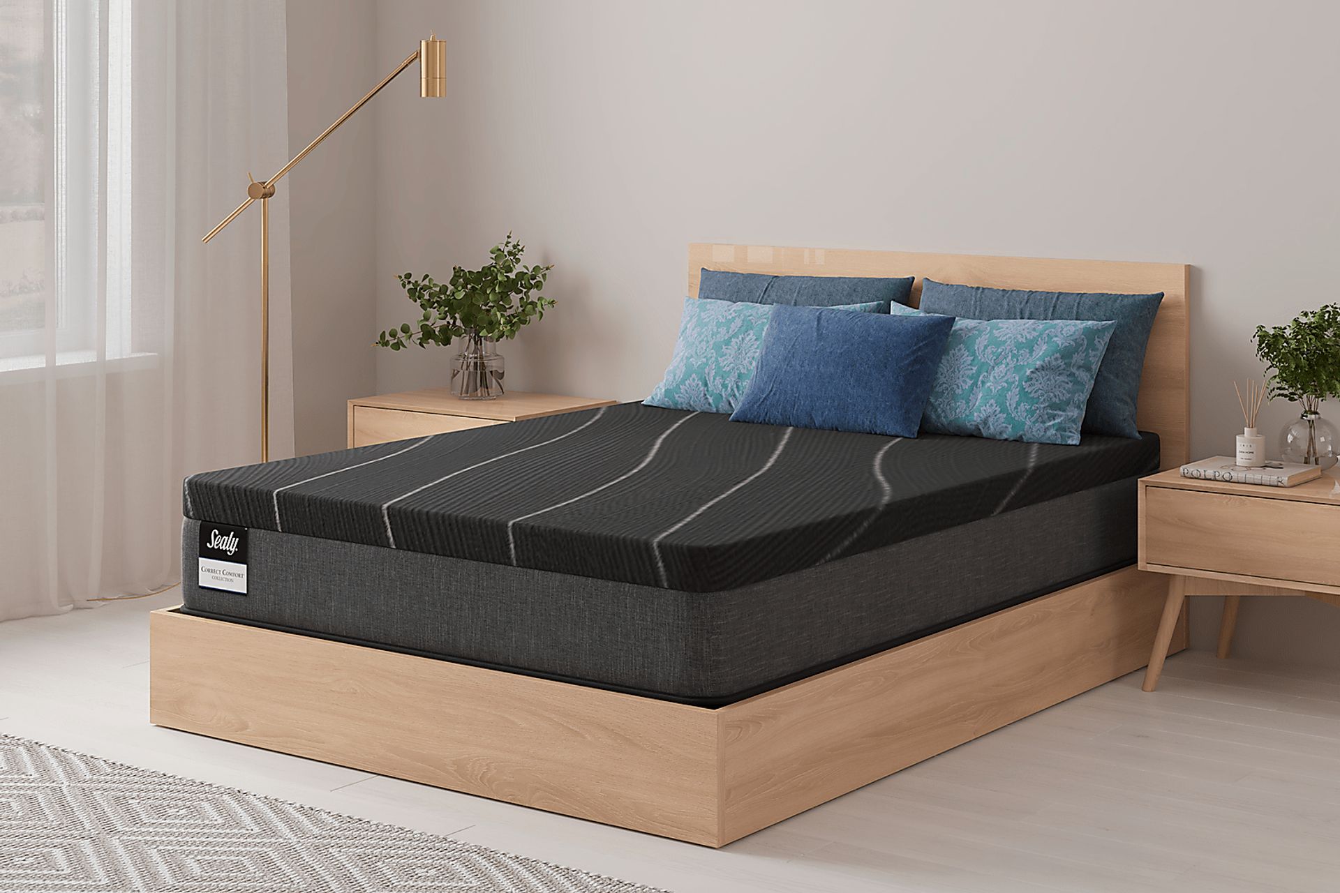 Sealy Newbridge Queen Mattress - Image 4