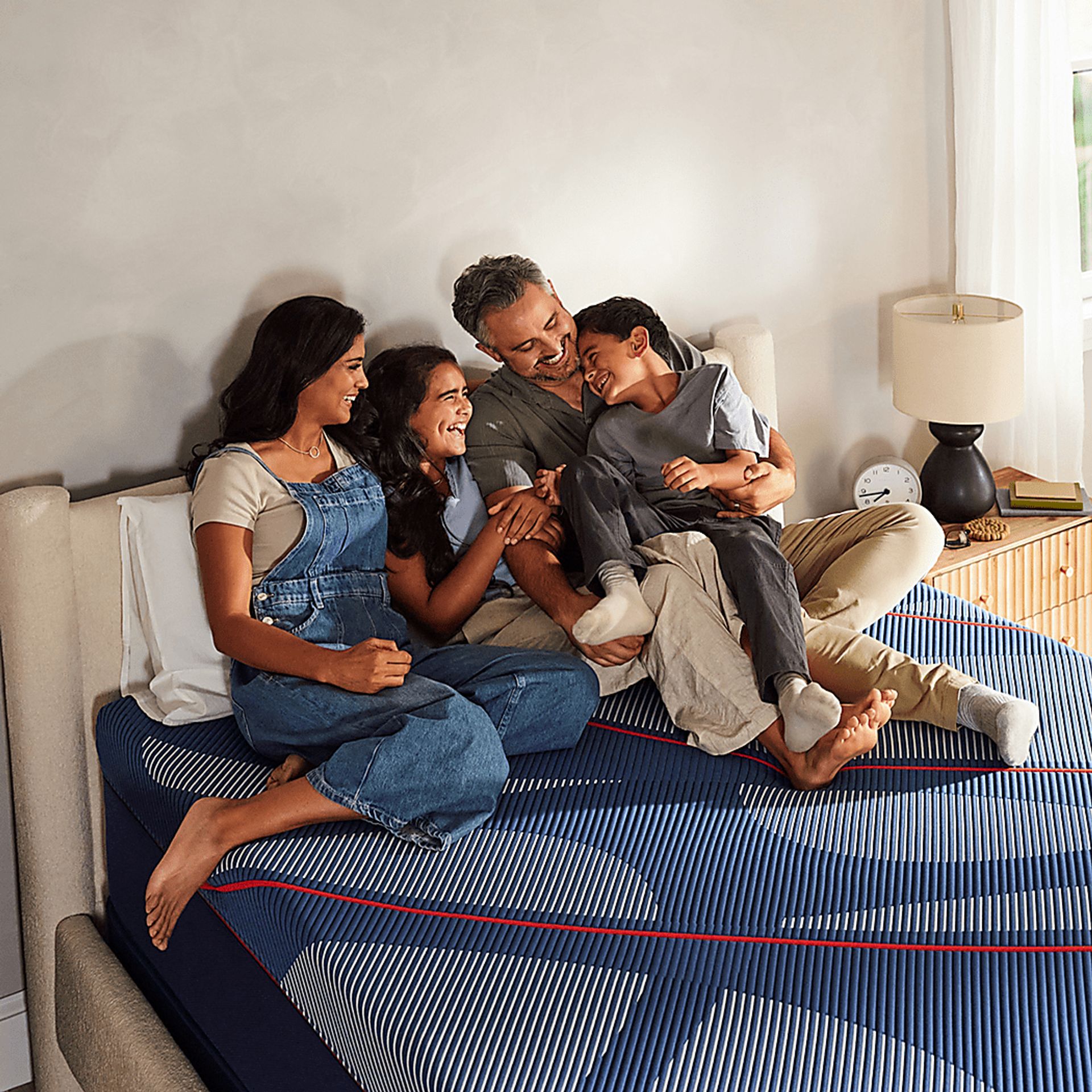 Sealy Posturepedic Hybrid Albany II Full Mattress - Image 3