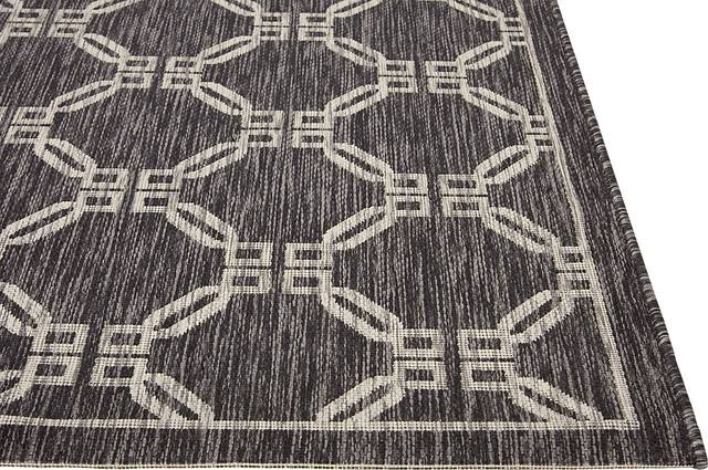 Selia Charcoal 5' x 7' Indoor/Outdoor Rug - Thumbnail - Image 3