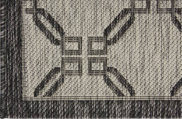 Selia Ivory 8' x  11' Indoor/Outdoor Rug - Thumbnail - Image 3