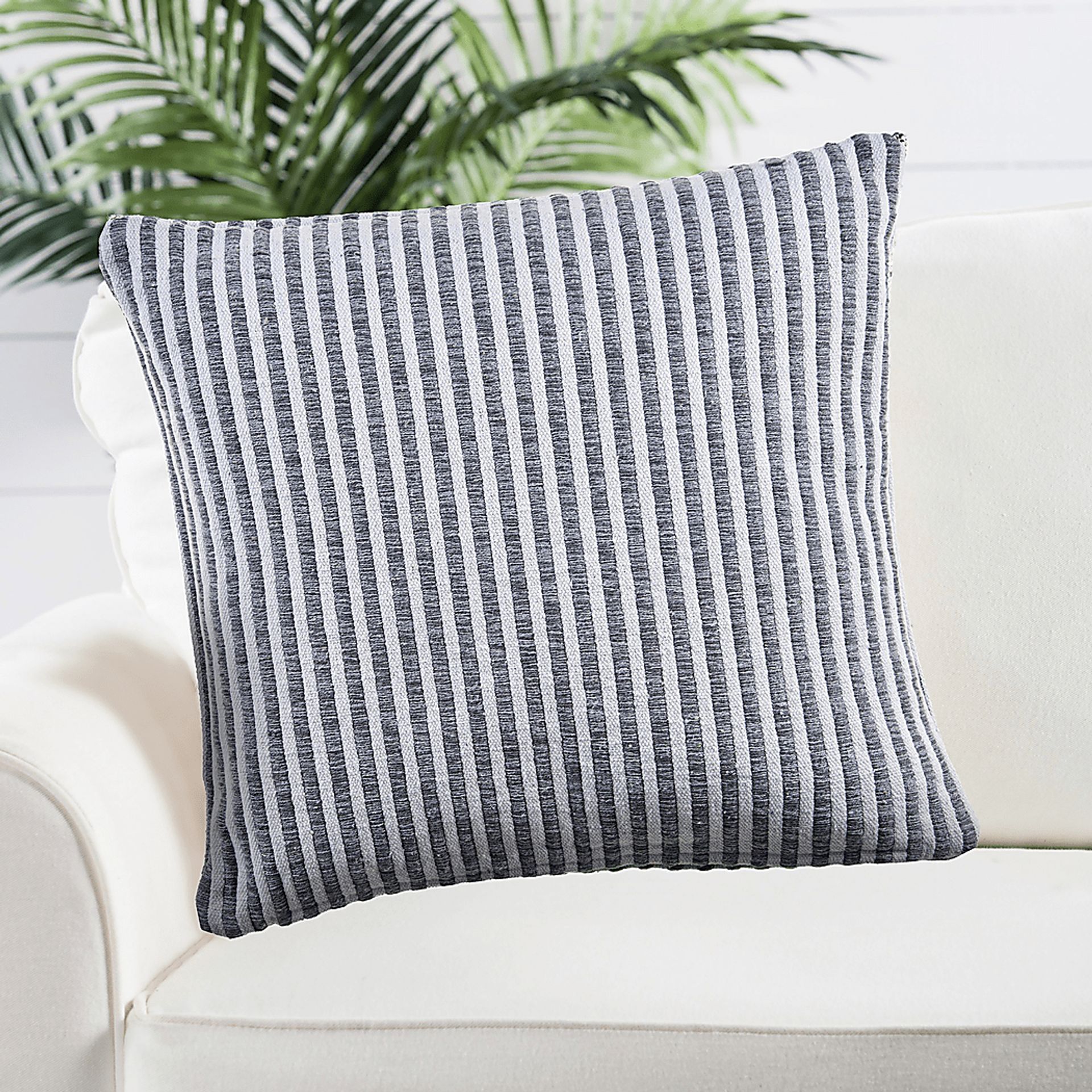 Amleto Gray Throw Pillow - Image 3