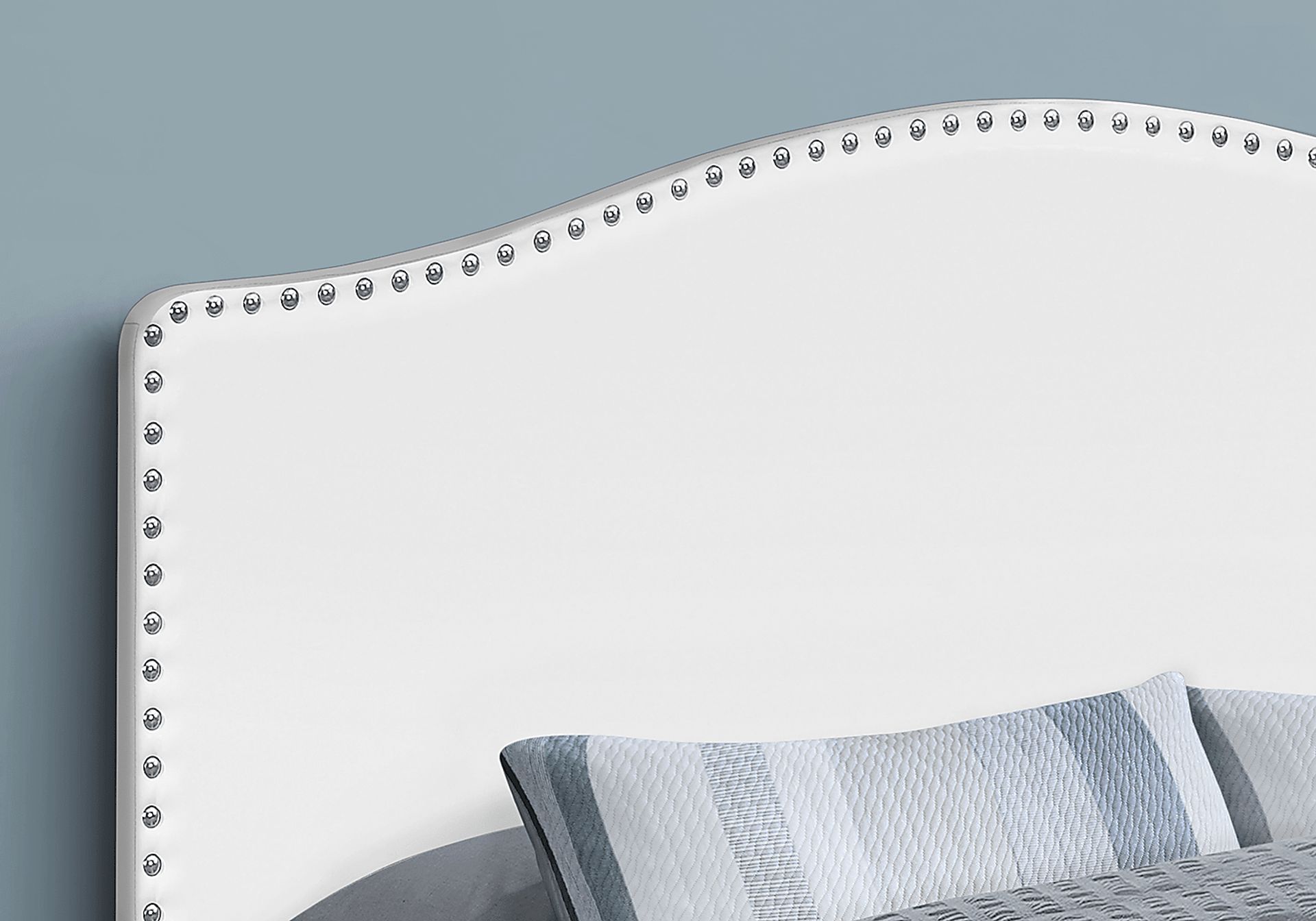 Selover White Queen Headboard - Image 3