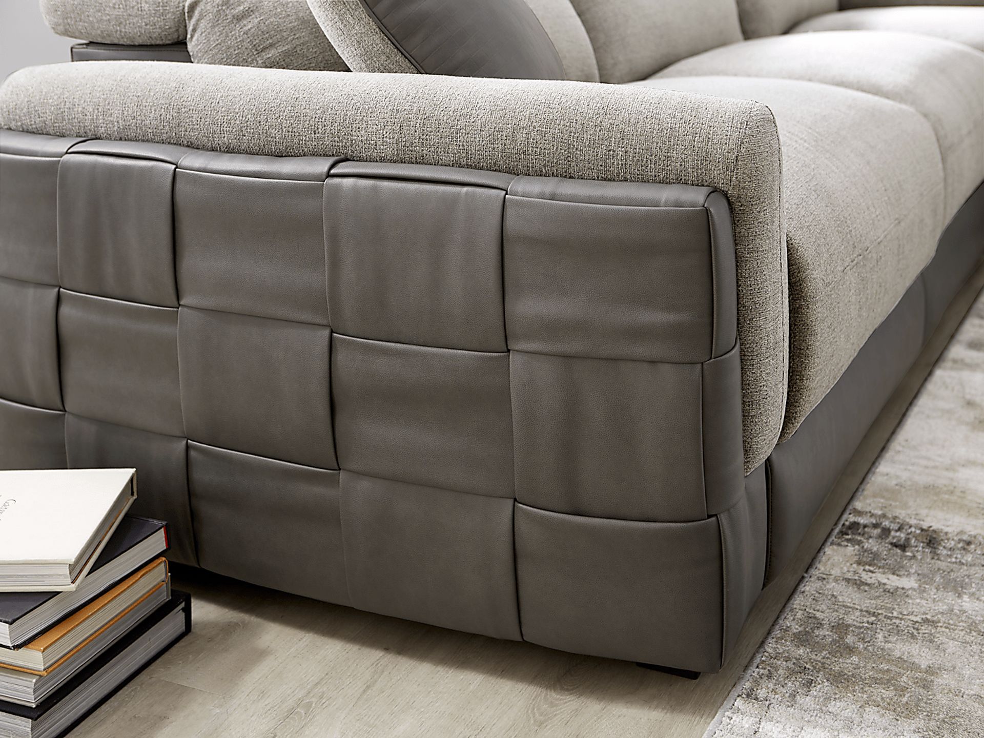 Seneca Falls Gray 5 Pc Dual Power Reclining Sectional - Image 4