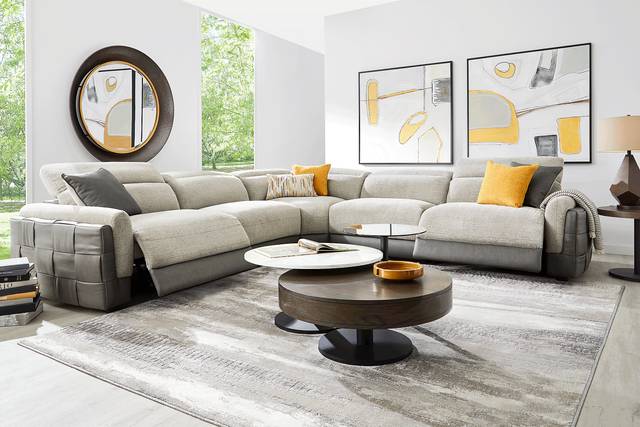 Seneca Falls Gray 5 Pc Dual Power Reclining Sectional - Thumbnail - Image 2