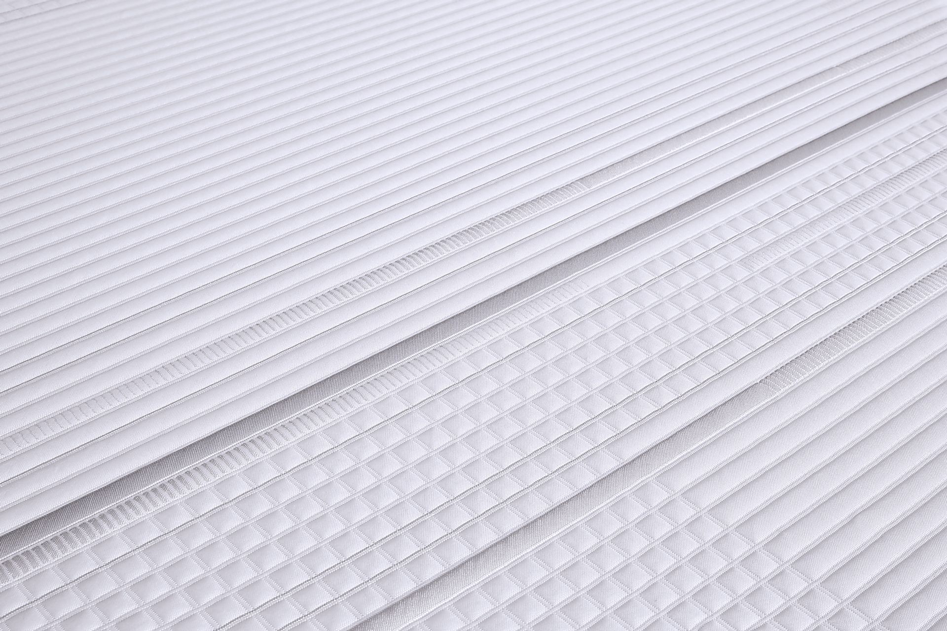 Serta iComfort Limited Edition Low Profile Twin Mattress Set - Image 3