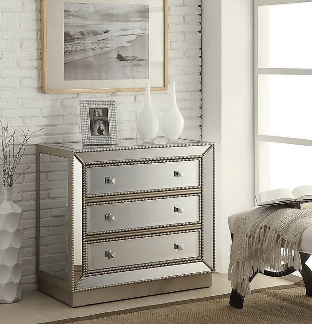Sessingham Champagne Accent Cabinet - Thumbnail - Image 2