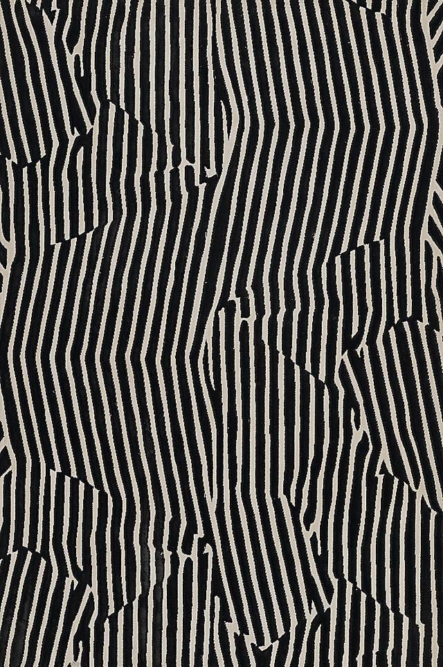 Shadow Black 3'11 x 5'7 Rug - Thumbnail - Image 1